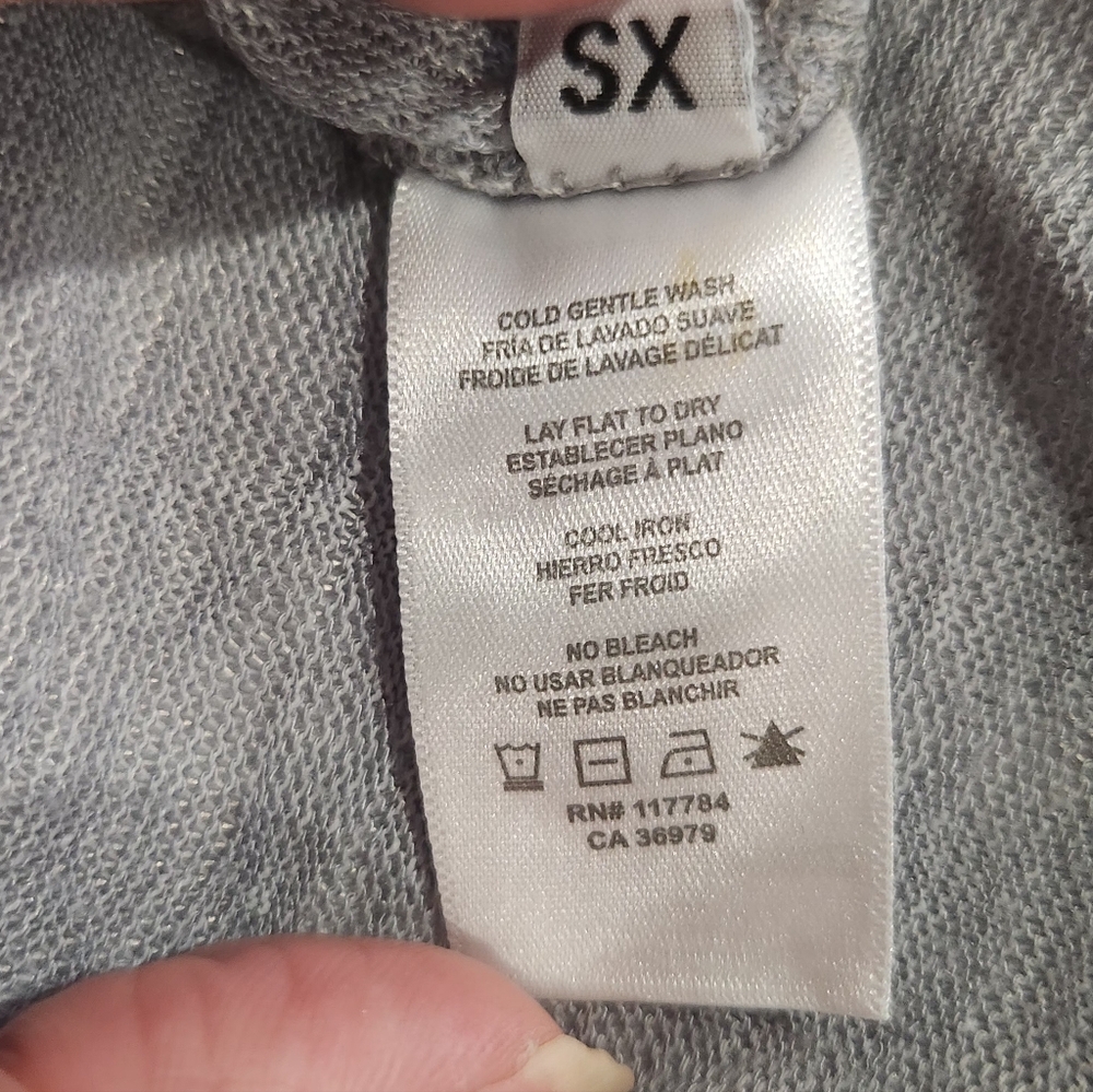 Rails Heather Gray Long Sleeve Lightweight Henley Top W/pocket. NWT. Size XS - Picture 9 of 9